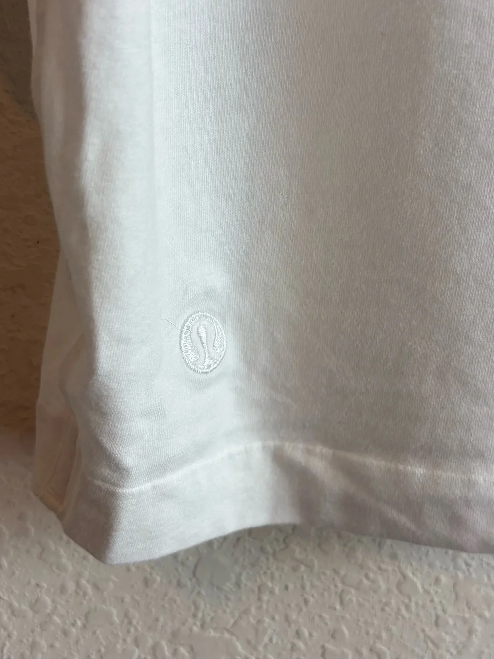Lululemon White Crop Top Size Large